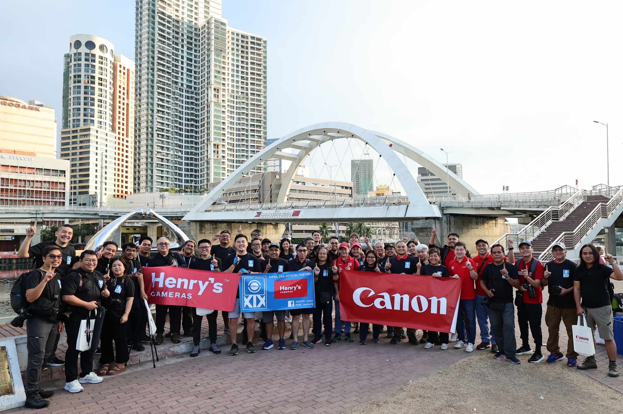 Canon PH Partners with PiPho and Henry’s Cameras for Chinese New Year Photo Walk